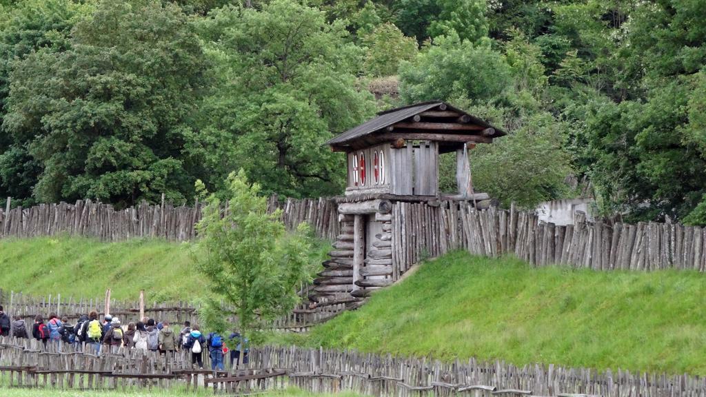 Gites Pyrenees Les Trois Montagnes Ganties Номер фото