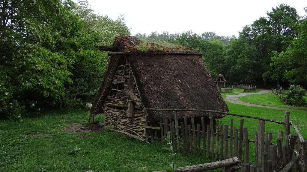 Gites Pyrenees Les Trois Montagnes Ganties Номер фото